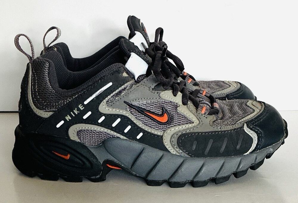 Nike Sz 5Y Air Terra Sebec ACG Trail Running Shoe In Black Gray Orange Colorway